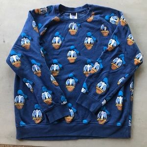 Donald Duck pattern sweatshirt